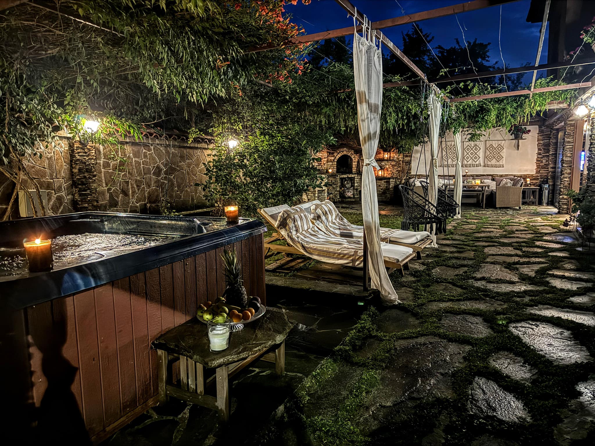 Джакузи на двора